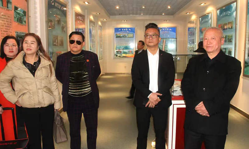 1712415491474839.jpg 01184dfc442bdbf9f7993e2374ab652b4b.jpg