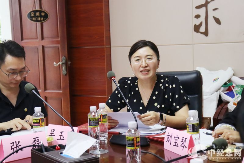 1731402510839300.jpg 吴玉帛校友作为就业导师代表发言.JPG