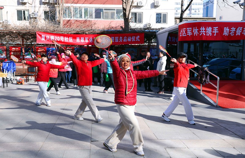 1740643548353424.jpg 幸福摄影 (11).JPG