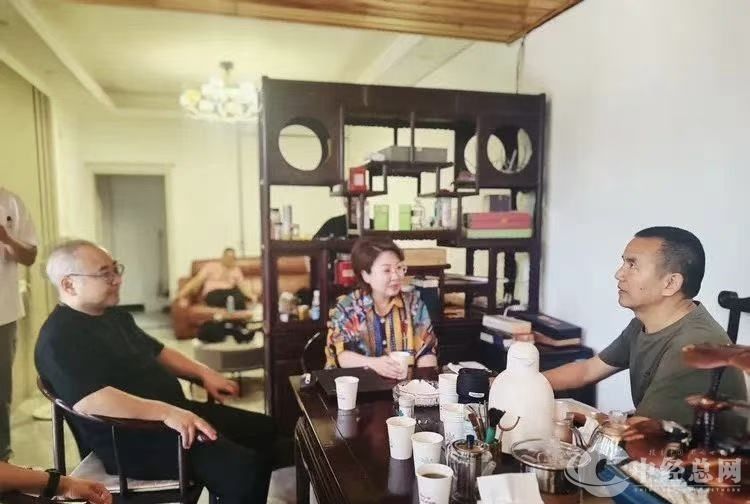 1751772515297378.jpg 2.jpg