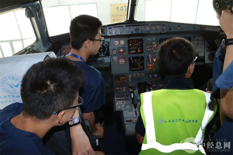 1756036785818946.jpg 16.jpg