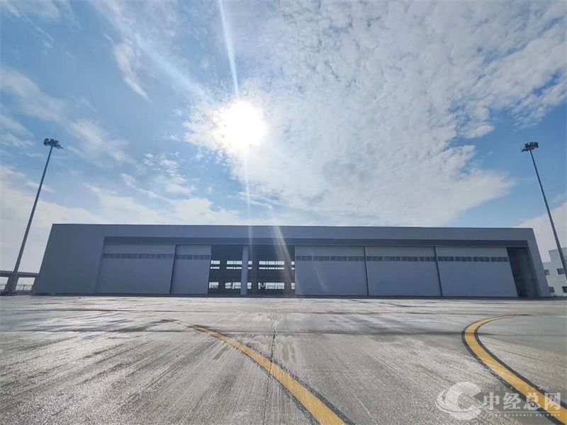 1760925779513707.jpg 美心智能机库门.jpg