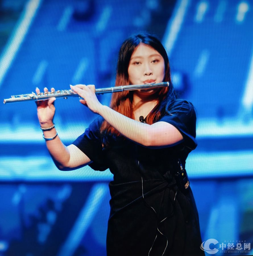 1761437932772438.jpg 5.jpg