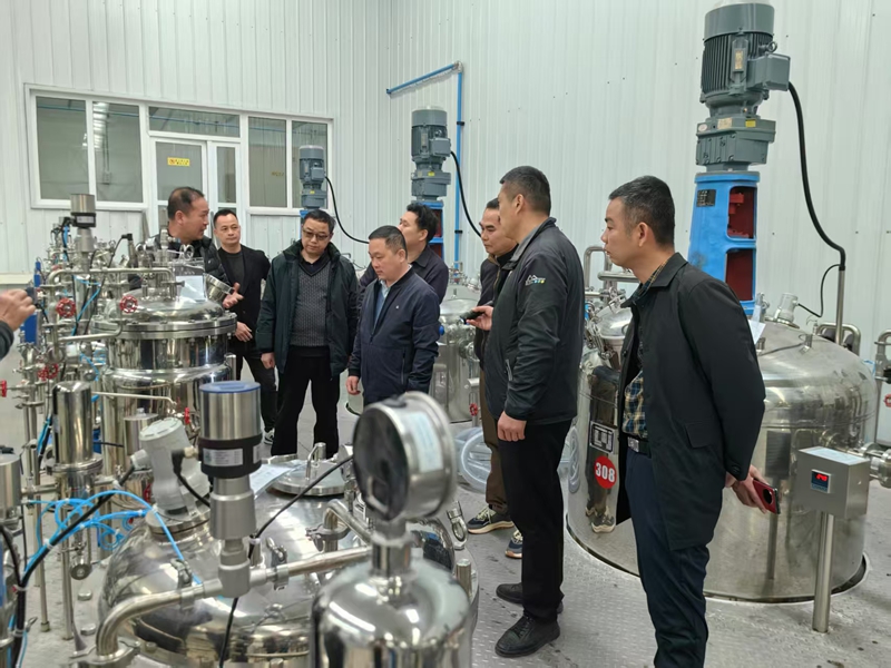 1768022053719384.jpg edf92ff0abc86b5da4d7bc1fccc621b8.jpg