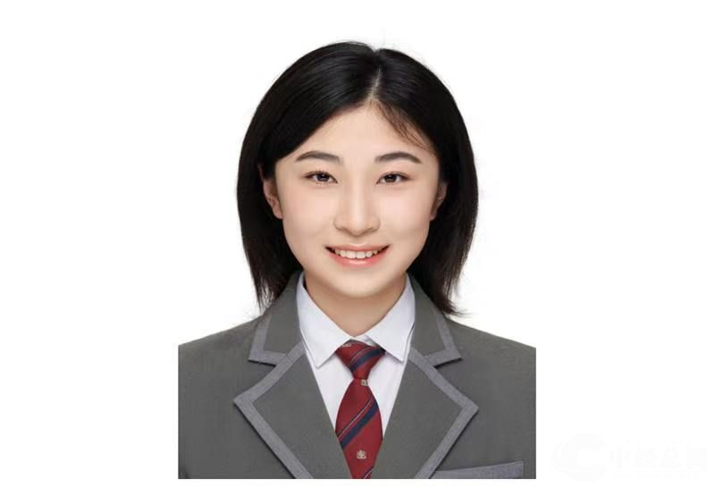 1745570870902981.jpg 郑欣宇照片.jpg